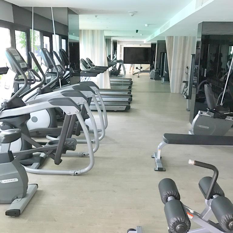 The Base Highfl Seaview Pattaya Exterior foto
